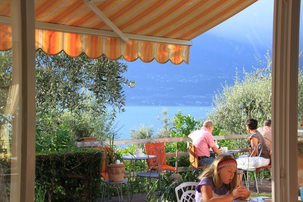 Hotel Riviera Panoramic Green Resort Limone sul Garda Exterior foto