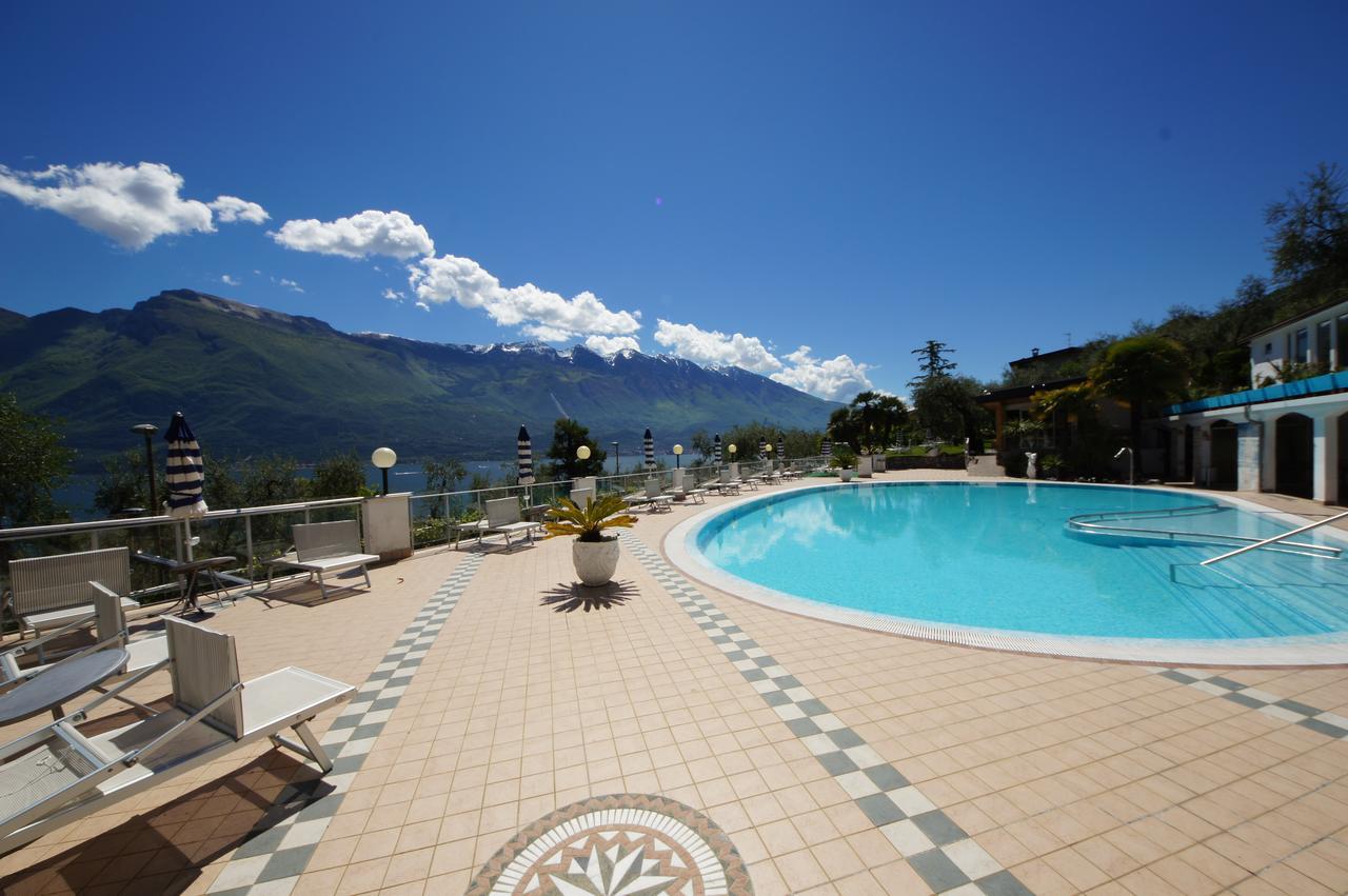 Hotel Riviera Panoramic Green Resort Limone sul Garda Exterior foto